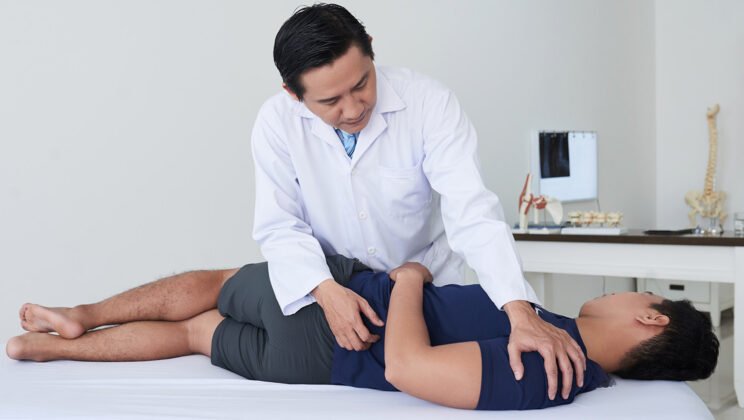 Clicks to Adjustments: Turning Online Searches Into Chiropractic Patients